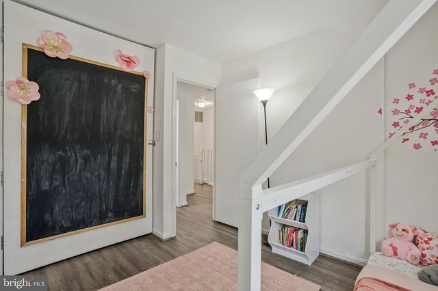 6064 OLD LANDING WAY, Burke, VA 22015