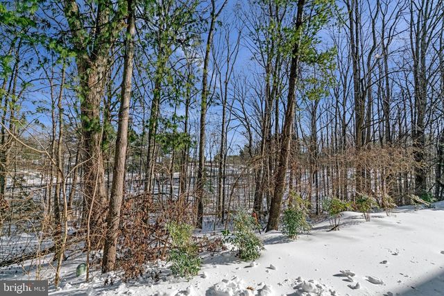 6064 OLD LANDING WAY, Burke, VA 22015