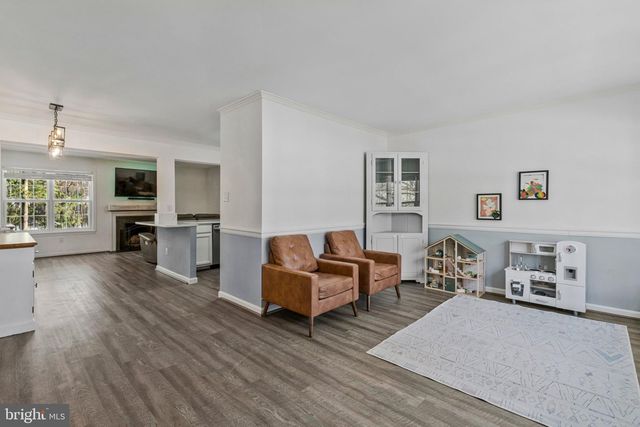 6064 OLD LANDING WAY, Burke, VA 22015