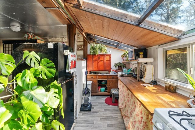 4270 Dexter Drive, Tokeland, WA 98590