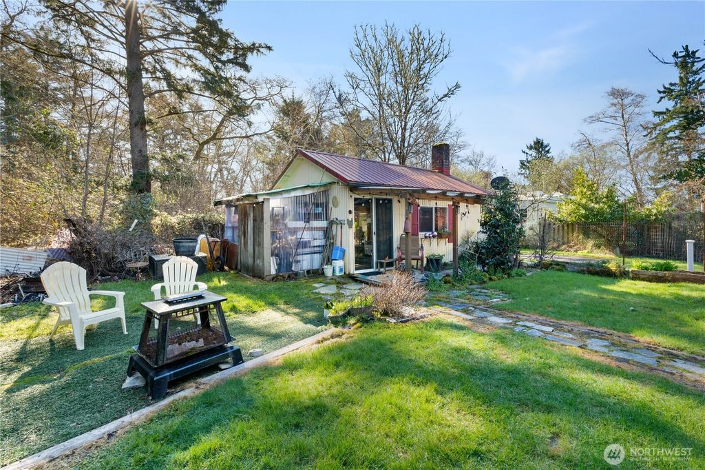 4270 Dexter Drive, Tokeland, WA 98590