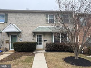 432 CARMARTHEN CT, Exton, PA 19341