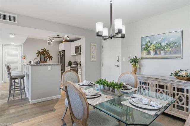 555 Park Shore DR # B109, Naples, FL 34103