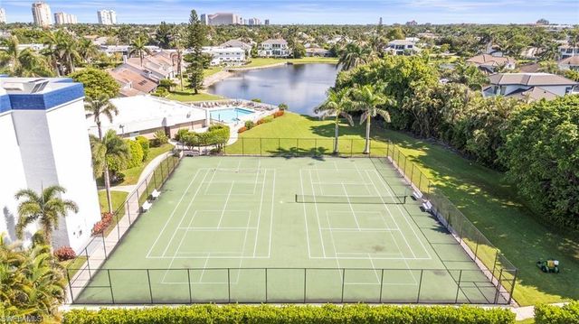 555 Park Shore DR # B109, Naples, FL 34103