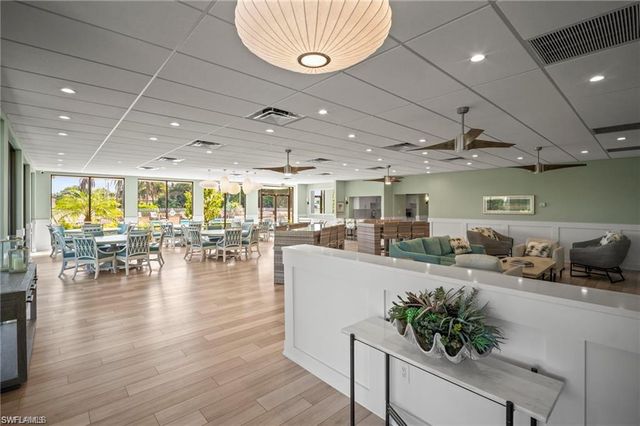 555 Park Shore DR # B109, Naples, FL 34103