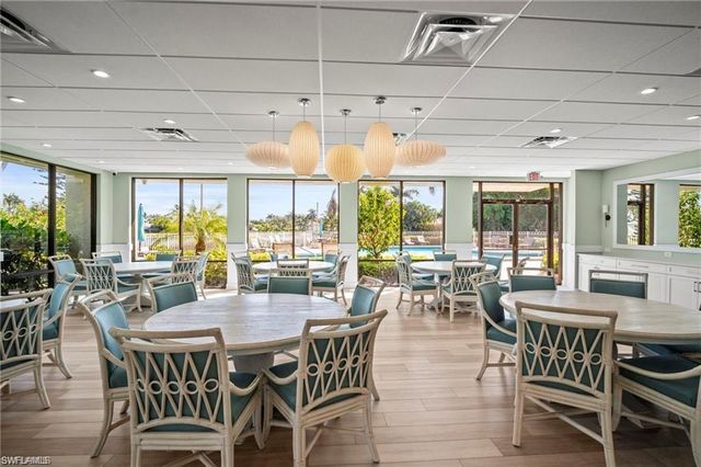 555 Park Shore DR # B109, Naples, FL 34103