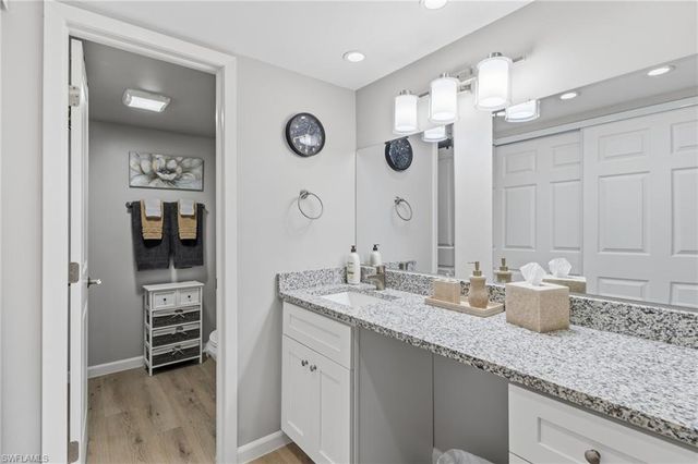 555 Park Shore DR # B109, Naples, FL 34103