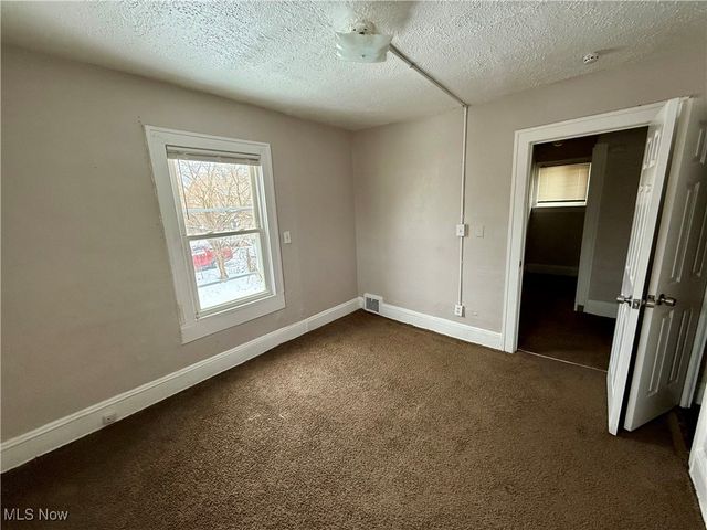 13512 Edgewood Avenue, Cleveland, OH 44105