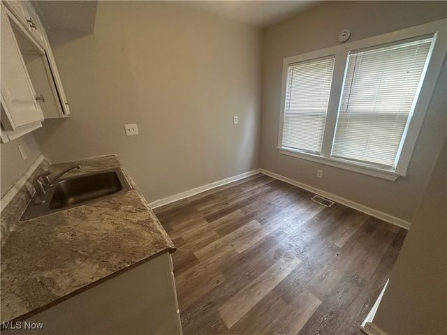 13512 Edgewood Avenue, Cleveland, OH 44105