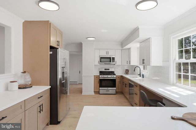 550 BONNYBROOK AVE, Trappe, PA 19426