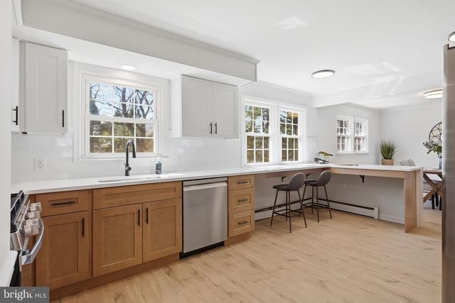 550 BONNYBROOK AVE, Trappe, PA 19426