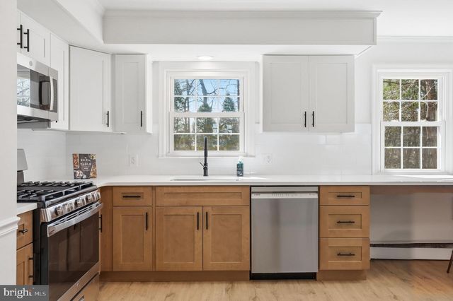 550 BONNYBROOK AVE, Trappe, PA 19426