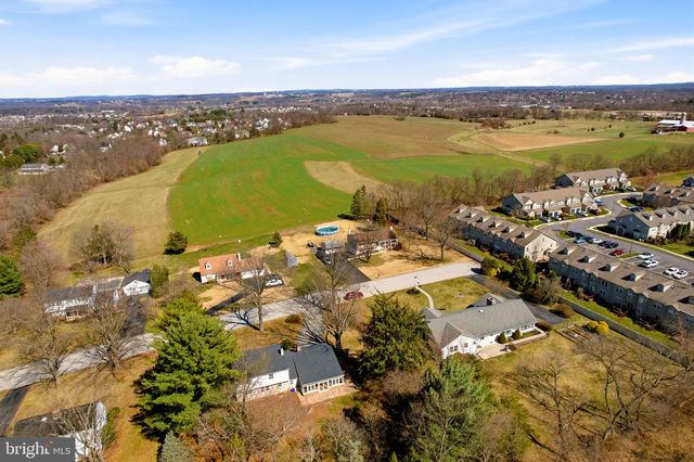 550 BONNYBROOK AVE, Trappe, PA 19426