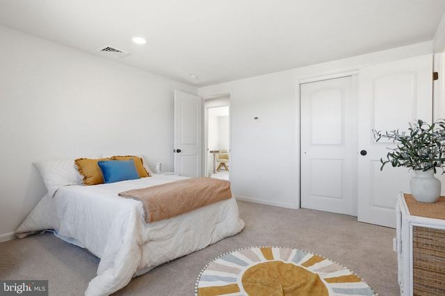 550 BONNYBROOK AVE, Trappe, PA 19426