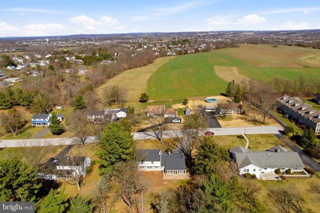 550 BONNYBROOK AVE, Trappe, PA 19426