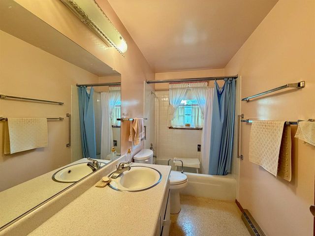 970 EVANS STREET, Neenah, WI 54956