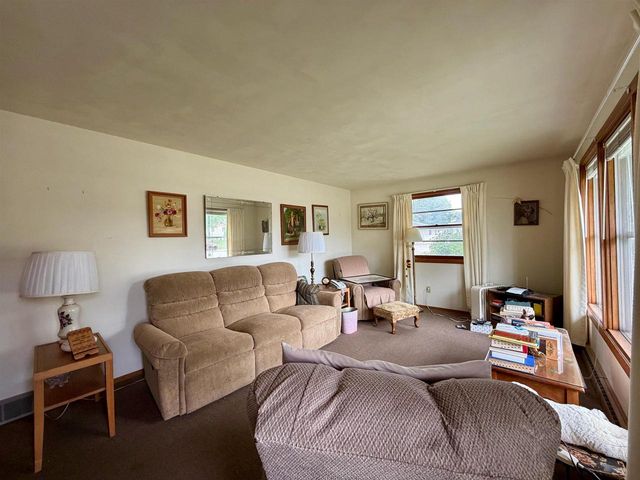 970 EVANS STREET, Neenah, WI 54956