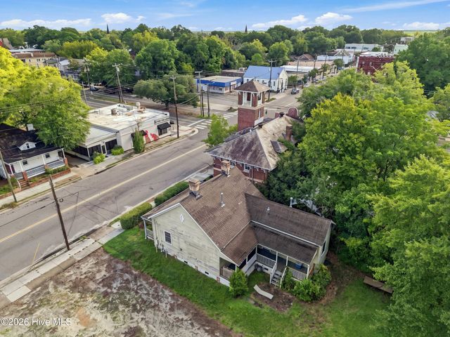 416 Castle Street, Wilmington, NC 28401