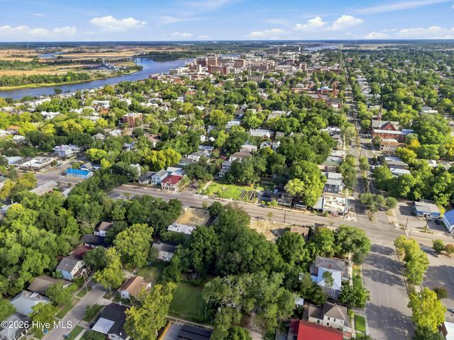 416 Castle Street, Wilmington, NC 28401