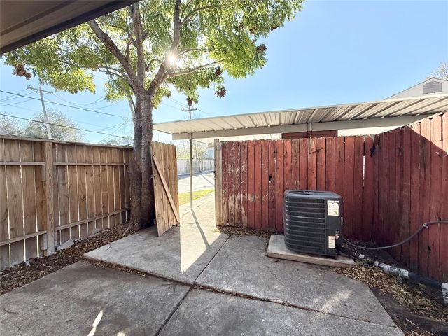 7980 Grove Ridge Drive, Houston, TX 77061