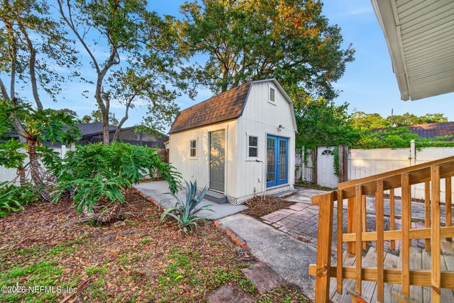 4517 DELTA Avenue, Jacksonville, FL 32205