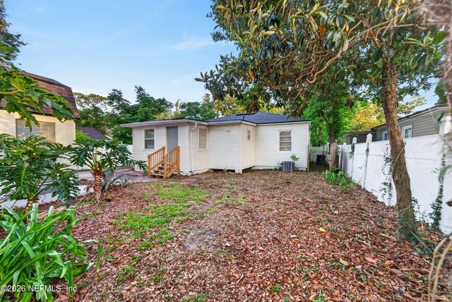 4517 DELTA Avenue, Jacksonville, FL 32205