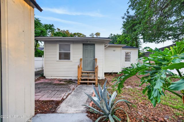 4517 DELTA Avenue, Jacksonville, FL 32205