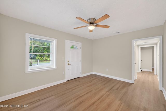 4517 DELTA Avenue, Jacksonville, FL 32205