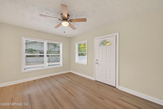 4517 DELTA Avenue, Jacksonville, FL 32205