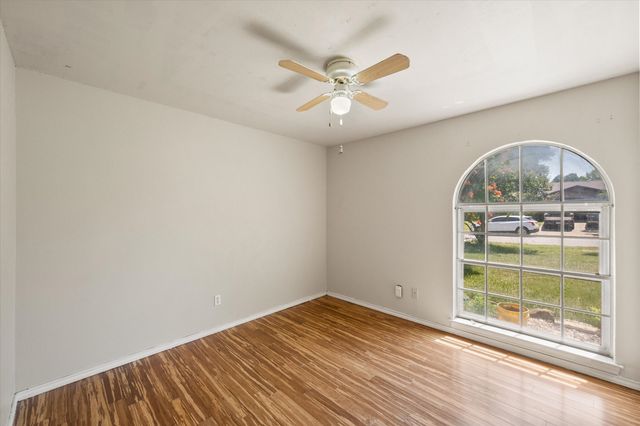 2508 Mardell Drive, Arlington, TX 76016