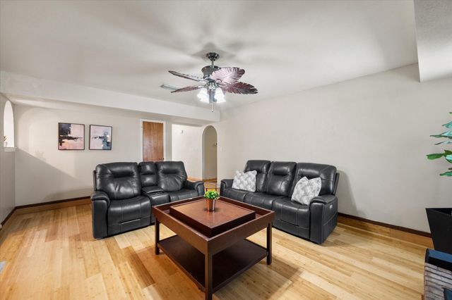 2508 Mardell Drive, Arlington, TX 76016