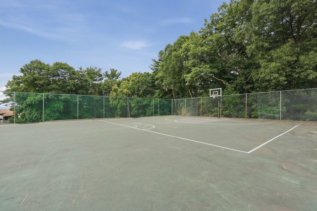 405 Franklin Crossing Road 405, Franklin, MA 02038