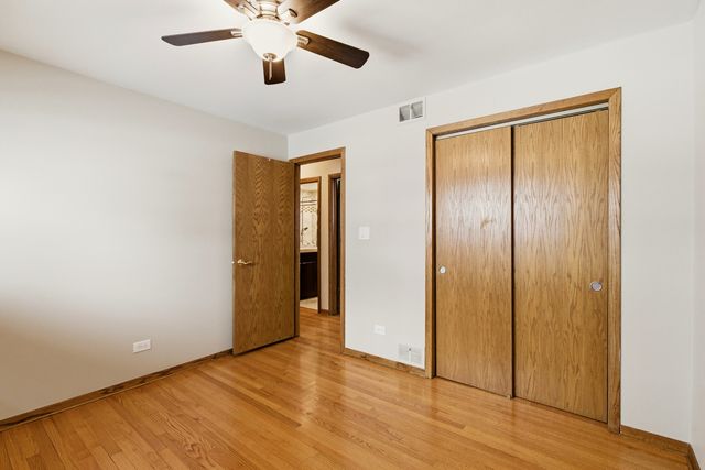 581 Victoria Lane, Wood Dale, IL 60191