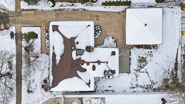 581 Victoria Lane, Wood Dale, IL 60191