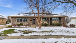 581 Victoria Lane, Wood Dale, IL 60191