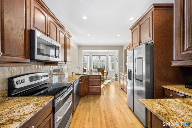 6 Pearl Lane, Rocky Hill, CT 06067