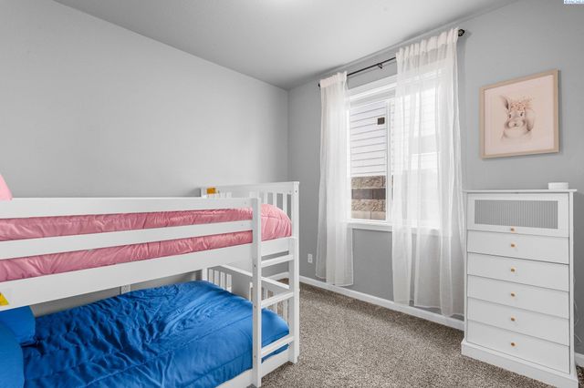 8205 Fernow St, West Richland, WA 99353