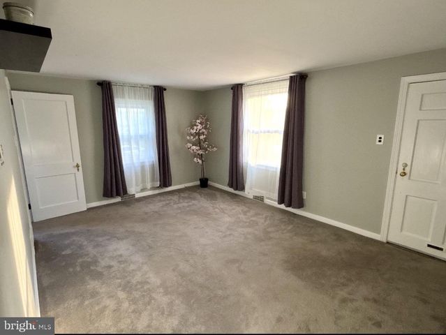 7335 DORCAS ST, Philadelphia, PA 19111
