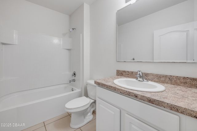 4697 Bayfield Harbor Lane, Edgewater, FL 32141