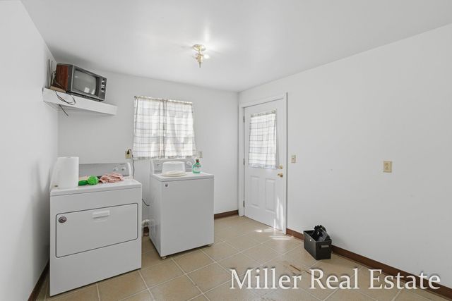 7174 Longview Court, Delton, MI 49046