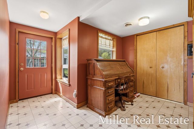 7174 Longview Court, Delton, MI 49046