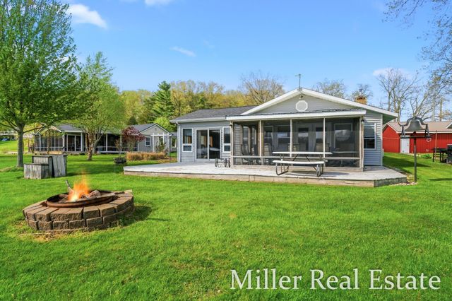 7174 Longview Court, Delton, MI 49046