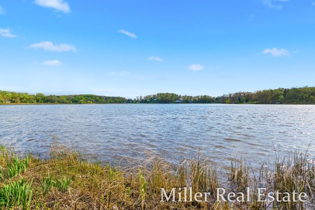 7174 Longview Court, Delton, MI 49046