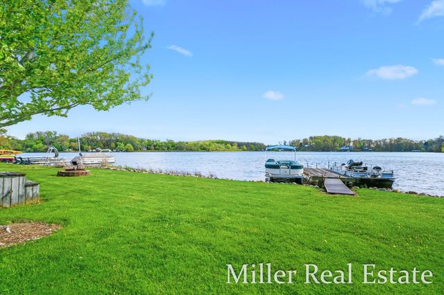 7174 Longview Court, Delton, MI 49046