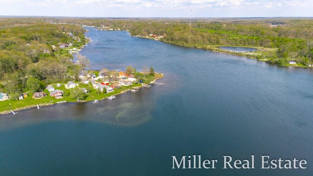 7174 Longview Court, Delton, MI 49046