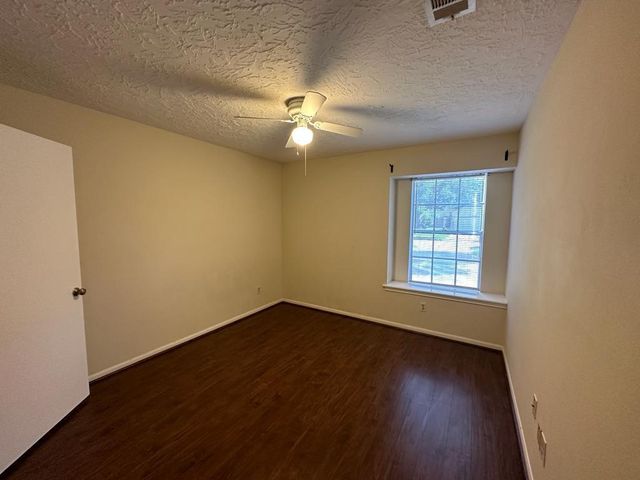 239 Kings Way, Stafford, TX 77477