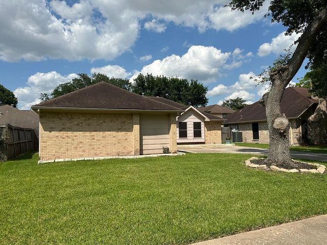 239 Kings Way, Stafford, TX 77477