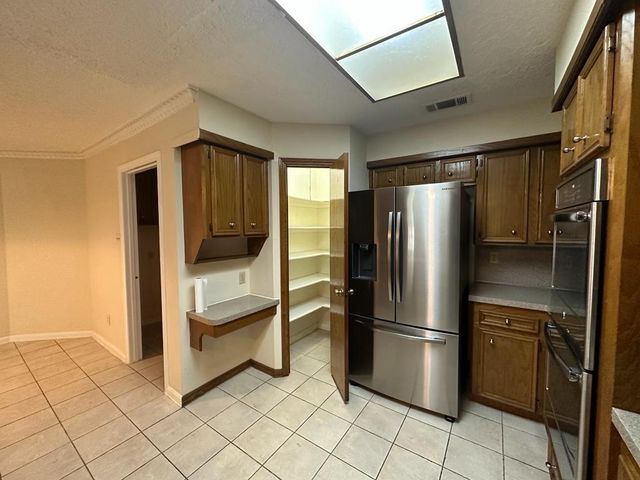 239 Kings Way, Stafford, TX 77477