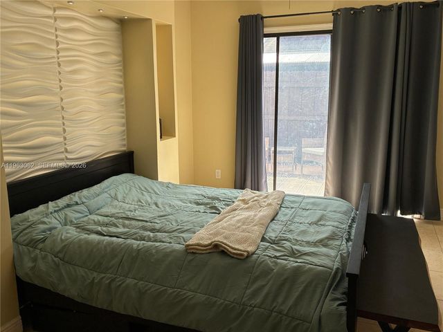 2963 Genoa Pl B, West Palm Beach, FL 33406