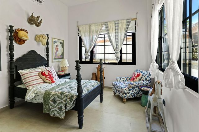 2061 CACIQUE, San Juan, PR 00911